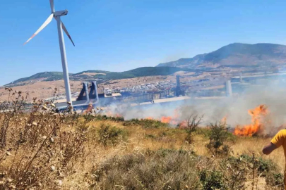 İzmir Aliağa’da fabrikalar bölgesindeki yangın kontrol altına alındı
