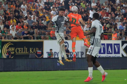 Trendyol Süper Lig: Corendon Alanyaspor: 1 - Beşiktaş: 0 (Maç sonucu)
