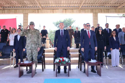 70’inci Mekanize Piyade Tugay Komutanlığında komuta ve sancak devir teslim töreni gerçekleştirildi
