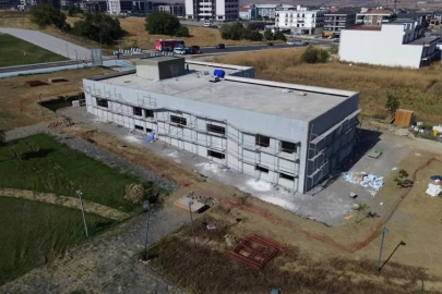 Süleymanpaşa’da gündüz bakımevi hızla yükseliyor
