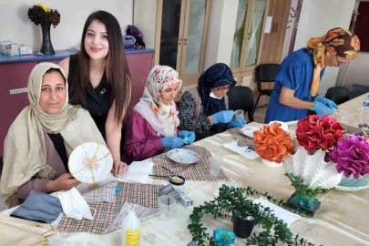 Akdeniz’de kadınlar Kintsugi sanatıyla kırılan parçaları yeniden birleştirdi
