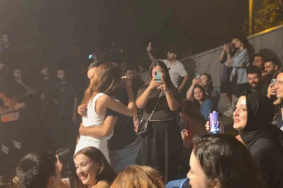 Gökhan Türkmen konserinde 9 evlilik teklifi
