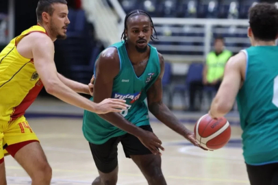 Denizli Basket ilk provasında Göztepe ile berabere kaldı
