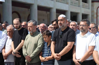 Kazada hayatını kaybeden İlknur öğretmen son yolculuğuna uğurlandı
