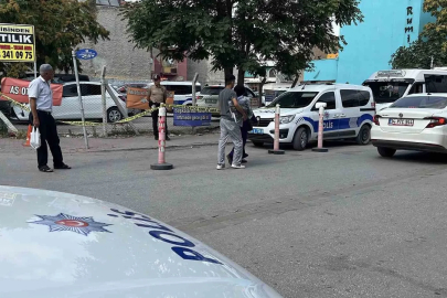 Sokak ortasında alacaklısını bıçaklayan şüpheli yakalandı
