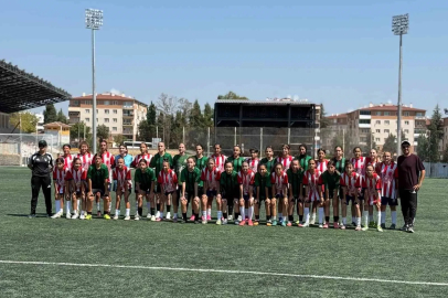 Bilecik Kolej Spor Kulübü, U15 Gelişim Ligi öncesi moral buldu
