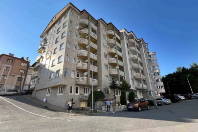 Bahçe duvarı örmek istediklerinde gerçeği öğrendiler
