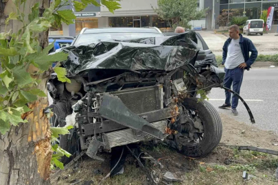 Samsun’da SUV araç ile otomobil çarpıştı: 2 yaralı
