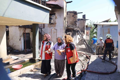 Kemaliye’deki yangından etkilenen vatandaşlara psikososyal destek

