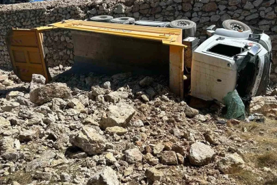 Yol yapımı çalışmasında trafik kazası: 1 ölü
