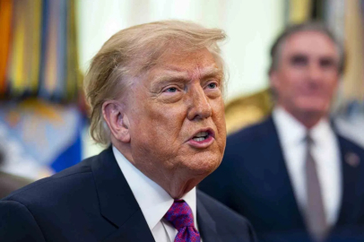 Trump: "Venezuela petrolü ile yapacağım ilk iş ulusal stratejik rezervleri doldurmak olacak"
