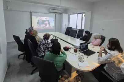 Bilecik’te ailelere teknoloji bağımlılığı eğitimi
