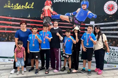 Sivaslı minik yıldızlardan 4 madalya
