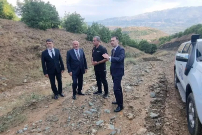 Milletvekili Karaman, Üzümlü’de toprak kayması bölgesini değerlendirdi
