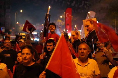 Büyük Zafer’in 104’üncü yılı Kartal’da görkemli kutlamalarla taçlandı
