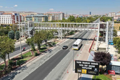 Başkan Altay yapımı son aşamaya gelen Yazır yaya üst geçidi inşaatını inceledi
