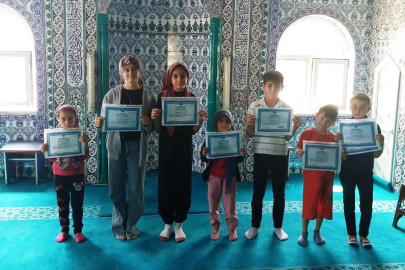 Hisarcık Kızılçukur köyünde Yaz Kur’an Kursu kapanış programı düzenlendi
