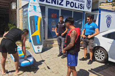 SUP ile denize açıldılar, kürekleri kırılınca kilometrelerce sürüklendiler
