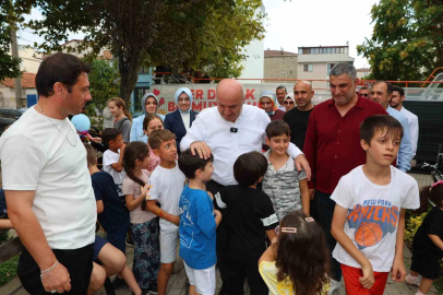 "Bir Durak Bir Mutluluk" çocukların yüzünü güldürüyor
