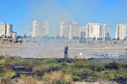 Yangını salça kaynatarak izledi

