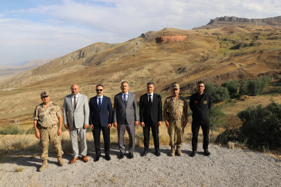Ağrı Valisi Bozkurt'tan Durupınar SİT Alanı’na inceleme