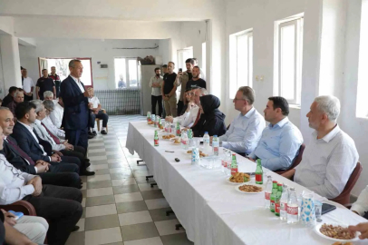 Kütahya Valisi Musa Işın, muhtarların taleplerini dinledi
