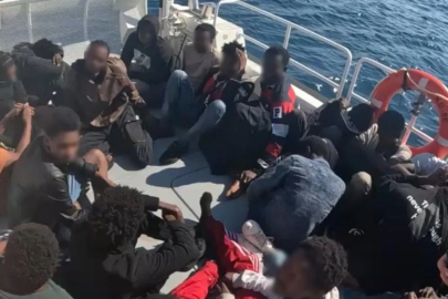 İzmir’de 56 düzensiz göçmen yakalandı, 20 göçmen kurtarıldı
