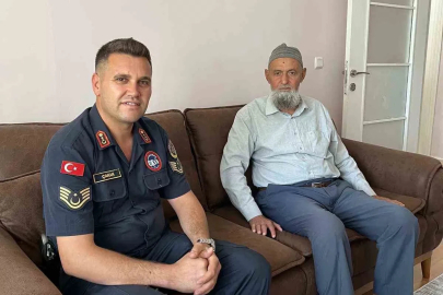 Şehit babasına vefa ziyareti
