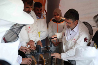 Bakan Yumaklı: "Dünyada arıcılıkta 2. sıradayız"
