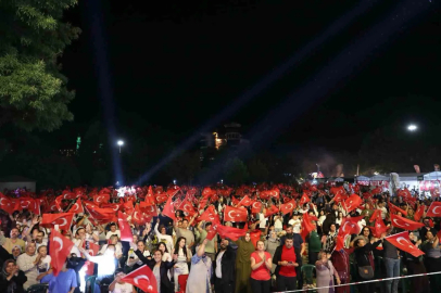 Başkan Çolakbayrakdar: "38 günlük organizasyonu belediye bütçesinden tek kuruş harcamadan gerçekleştirdik"
