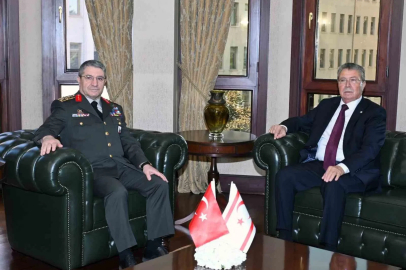 Genelkurmay Başkanı Bayraktaroğlu, KKTC Başbakanı Üstel ile görüştü
