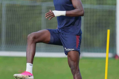 Trabzonspor’da Onuachu gollerine başladı
