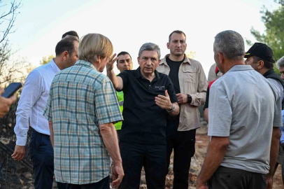 Vali Şahin, Antalya’daki orman yangınlarının son durumunu paylaştı
