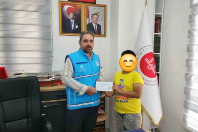Köyceğiz Müftülüğü’nden öğrencilere kırtasiye desteği
