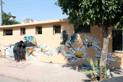 Akdeniz’in parkları sanatla renkleniyor
