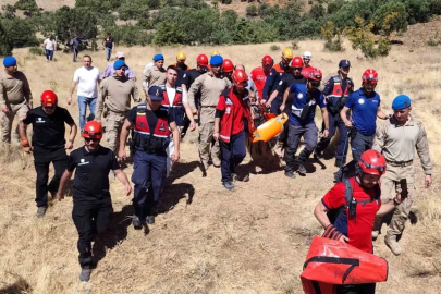 Kayıp vatandaş için 177 kişilik ekip sabaha kadar çaba gösterdi
