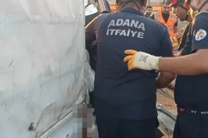 Kamyonet tıra arkadan çarptı: 2 ölü
