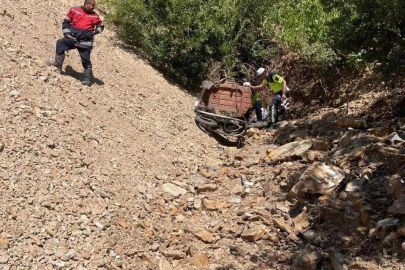 Uçurumdan yuvarlanan yaşlı motosiklet sürücüsü öldü
