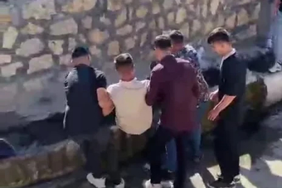 Şarkışla’da ’sulu’ düğün geleneği: Damat unutamayacağı anlar yaşadı
