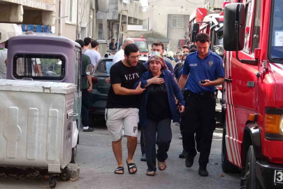 Kartal’da binada yangın paniği: 2 kişi dumandan etkilendi
