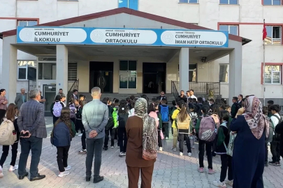 Yüksekova’da 30 bin öğrenci ders başı yaptı
