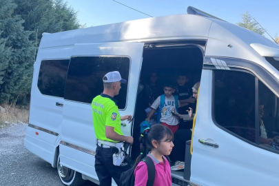 Çemişgezek’te eğitim yılının ilk gününde öğrenci servislerine sıkı denetim
