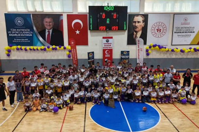 Karaman’da "Altın Bilekler Basketbol Şöleni" düzenlendi
