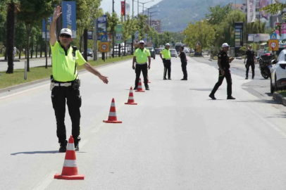 Ordu’da trafik denetimleri: Bir haftada 17 bin araç ve sürücü denetlendi
