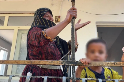 Antalya’da ortadan kaybolan çocuk ekipleri alarma geçirdi evinin bahçesinde uyurken bulundu

