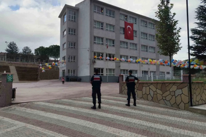 Bilecik’te okul çevrelerinde 857 kişi denetlendi
