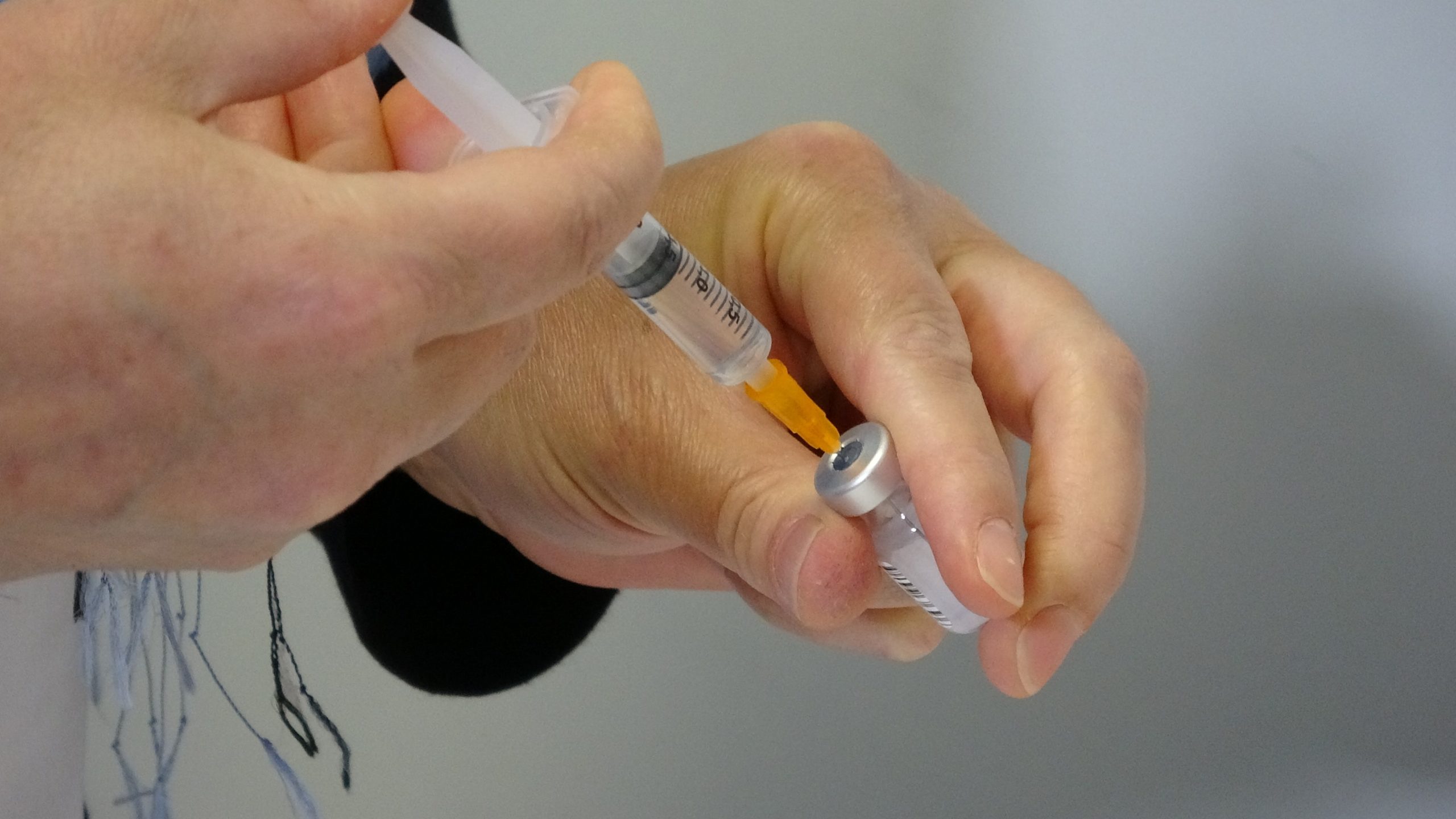 Dünya genelinde Kovid-19 aşılarının yüzde 80’i orta ve yüksek gelirli ülkelerde uygulandı