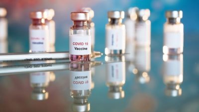 Covid-19 geçirmiş kişiler tek doz aşı olabilir