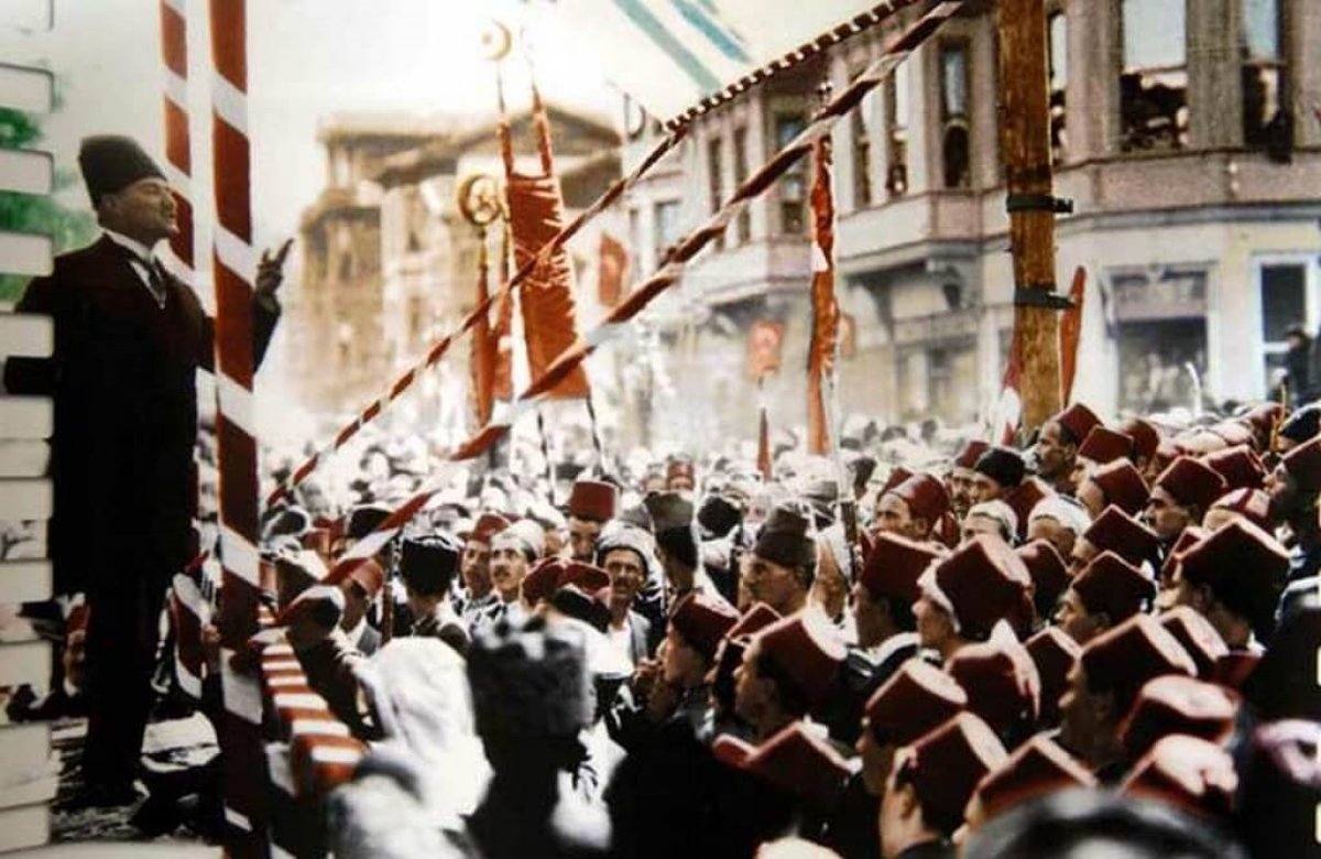 Atatürk Cumhuriyet’in ipuçlarını Bursa’da verdi