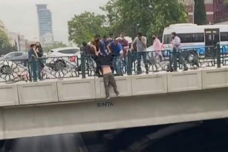 Bursa’da intihar girişimi… Köprüden atlayacaktı!